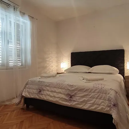 Apartamento Nela Makarska